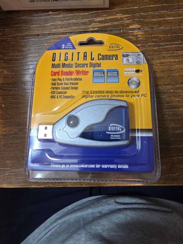 Digital Camera Multi-Media/Secure Digital Card Reader/Writer new