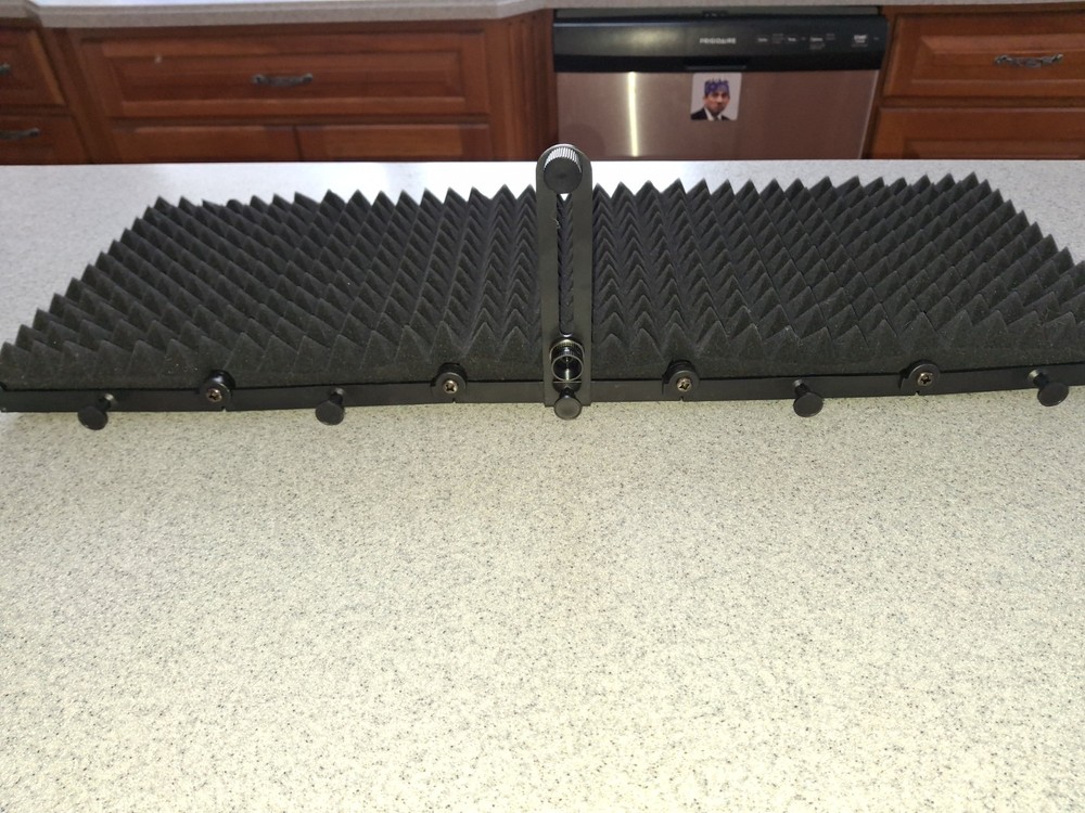 KEYNOIZ Microphone Isolation Shield Ambient Reflection Filter Studio Recording