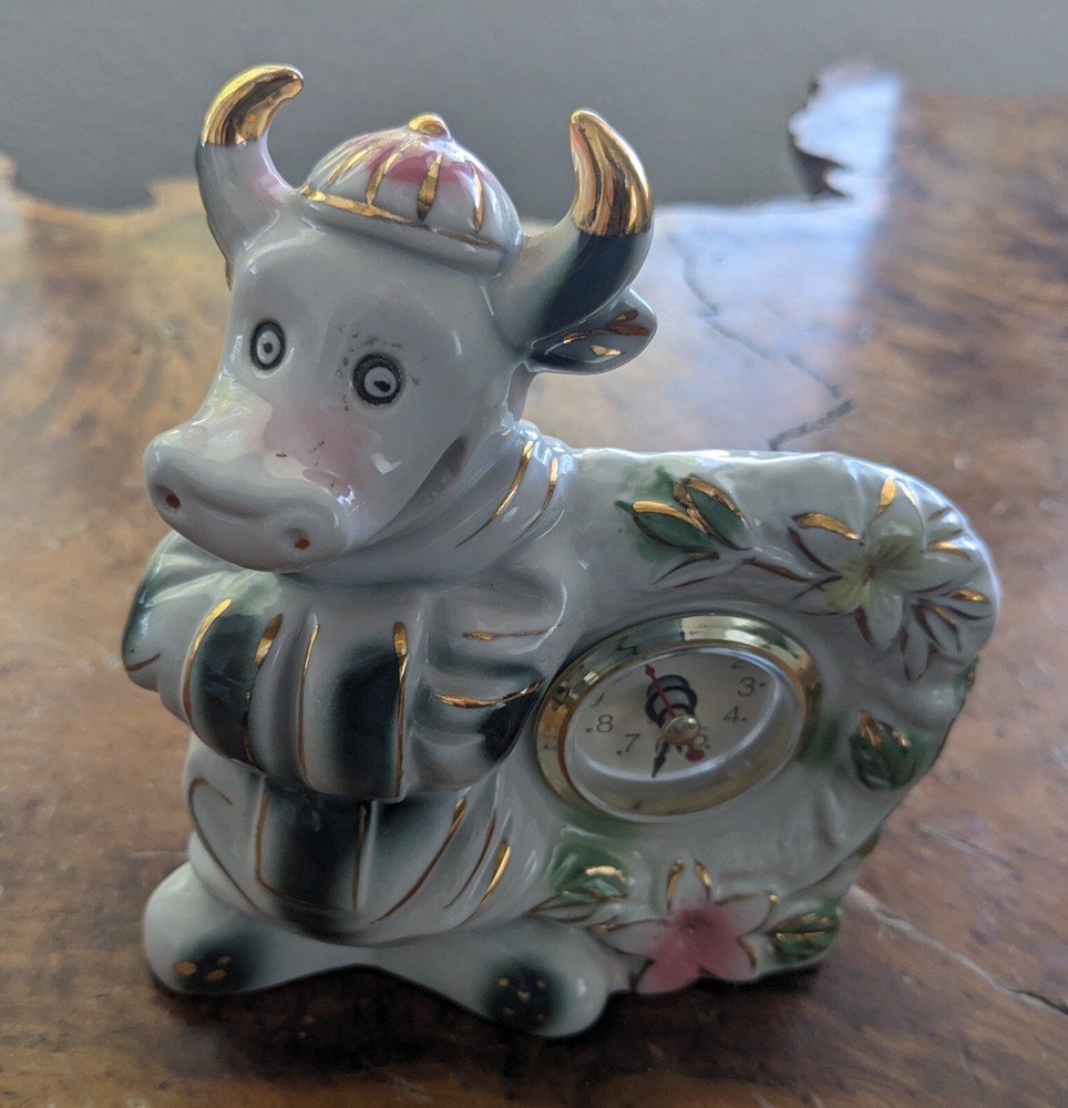 Vintage Hand painted Ceramic Asian Cow Clock