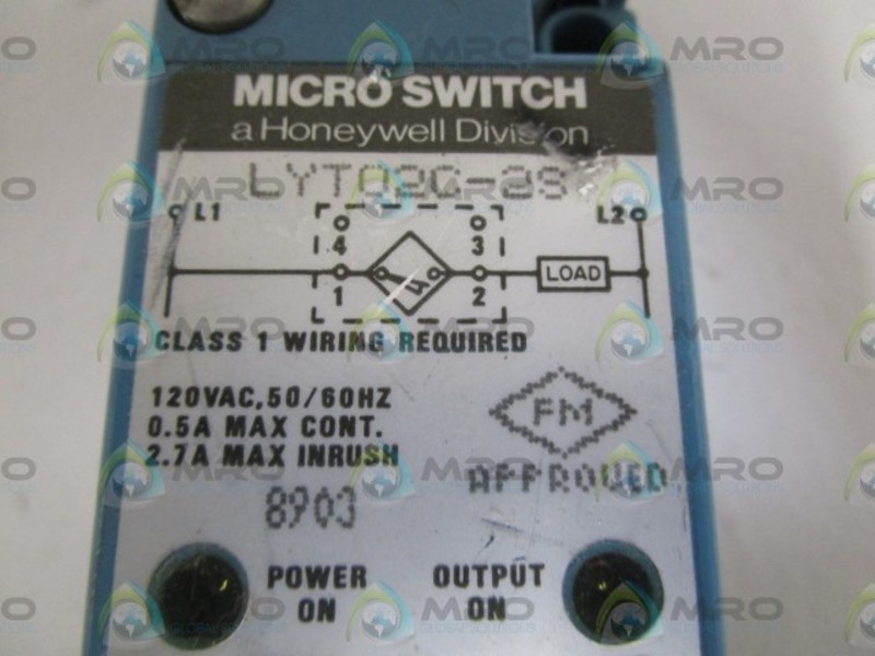 MICRO SWITCH LYT02C-2S PROXIMITY SWITCH NSNP