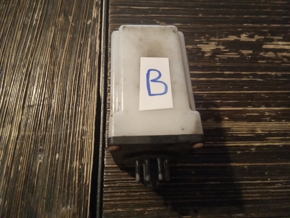 Dayton Model 6X6045 Solid State Time Delay Relay