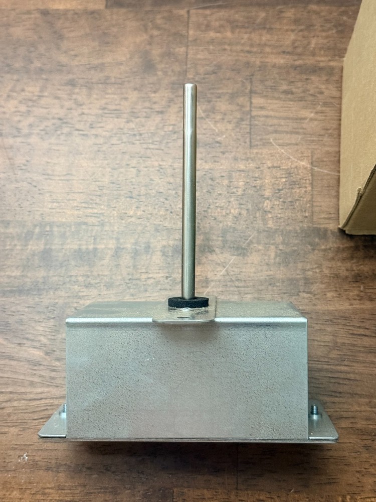 Mamac Systems TE-702-B-3-A Duct Temperature Sensor (4" Probe Length)
