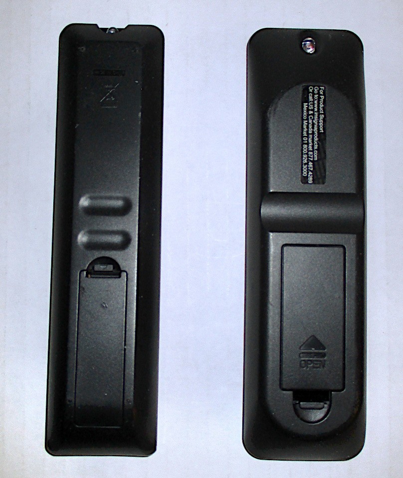 Insignia Set Top Box, Model NS-DXA1, with Cables and Two Remote Controls