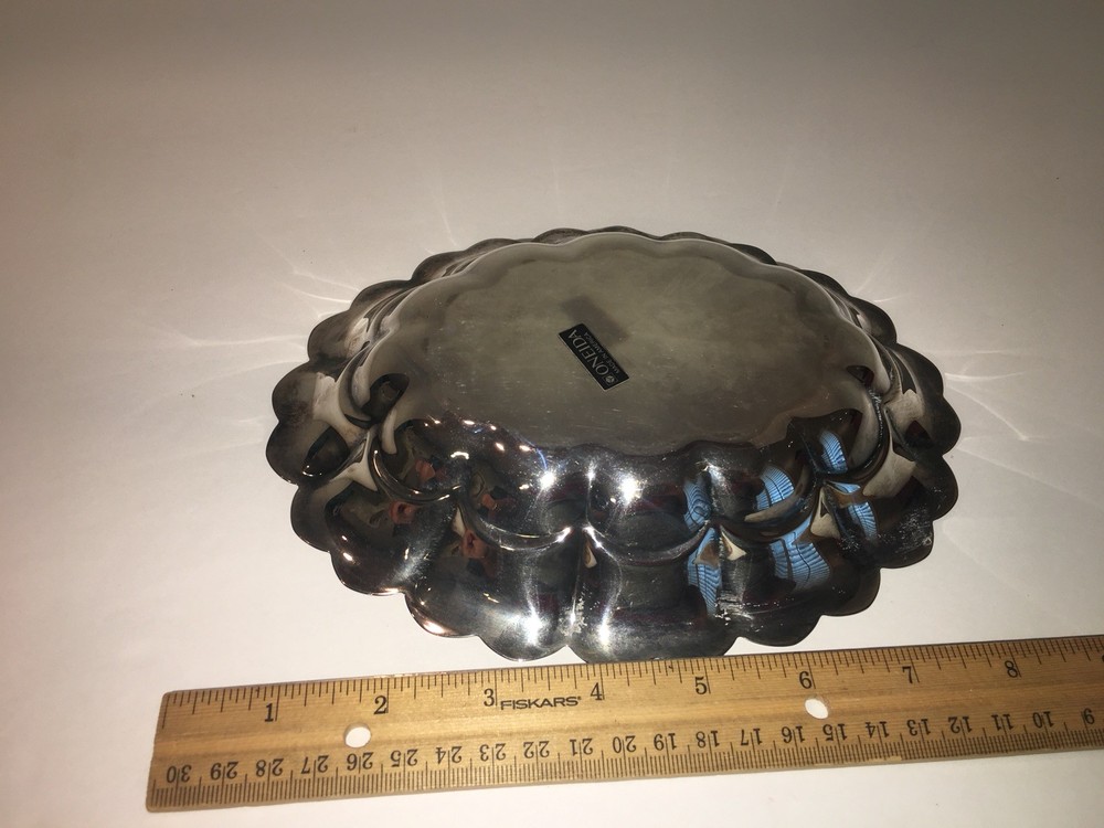 Vintage Oneida Fluted Oval Bon Bon Dish in Original Box