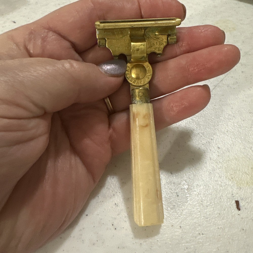 Vintage Eversharp Schick Injector Single Edge Safety Razor Bakelite Handle