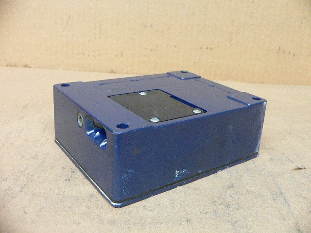 Schmersal Safety Switch Azm 415-13Zpk Controller