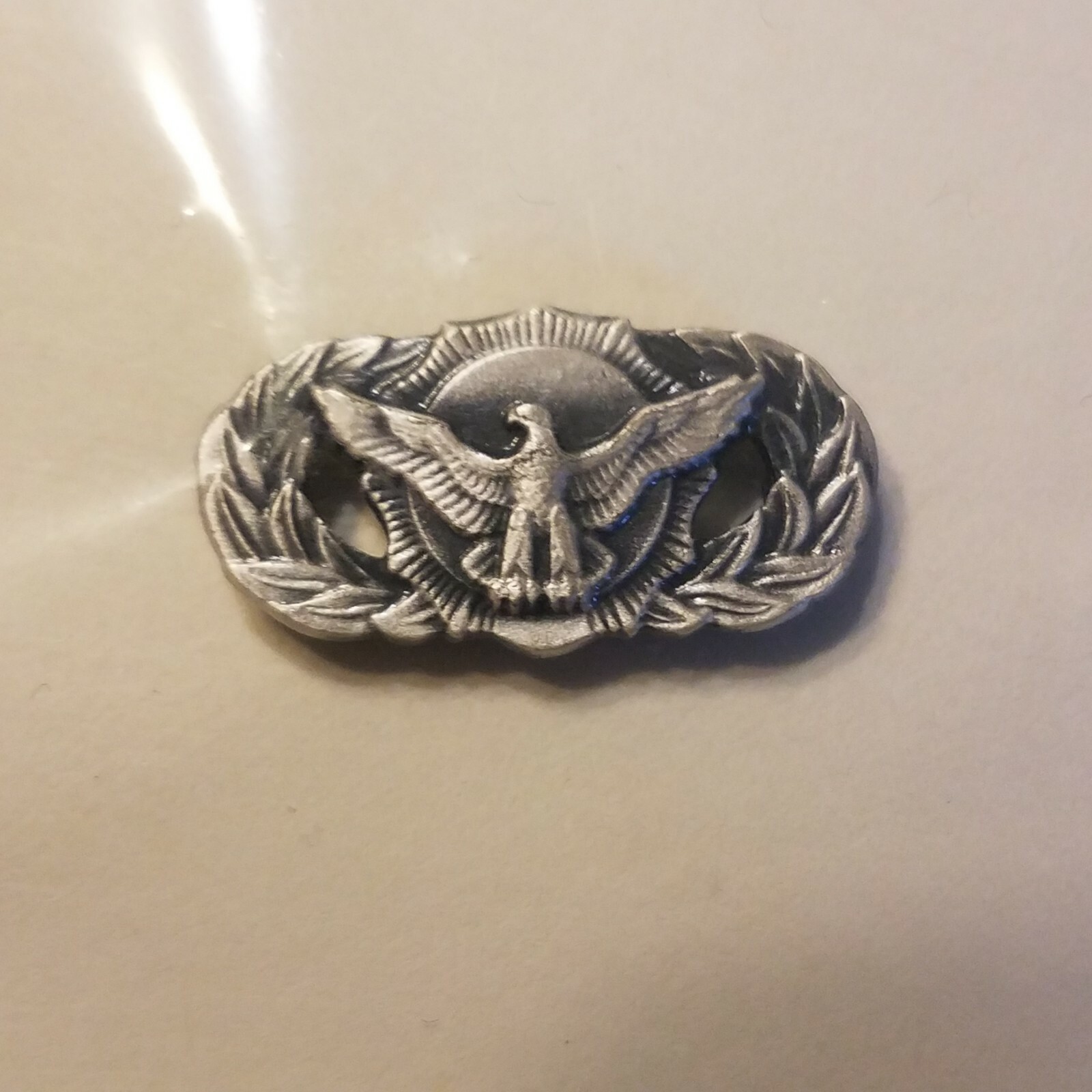 MINIATURE USAF SECURITY POLICE INSIGNIA PIN US AIR FORCE Lapel Pin Tie Tack