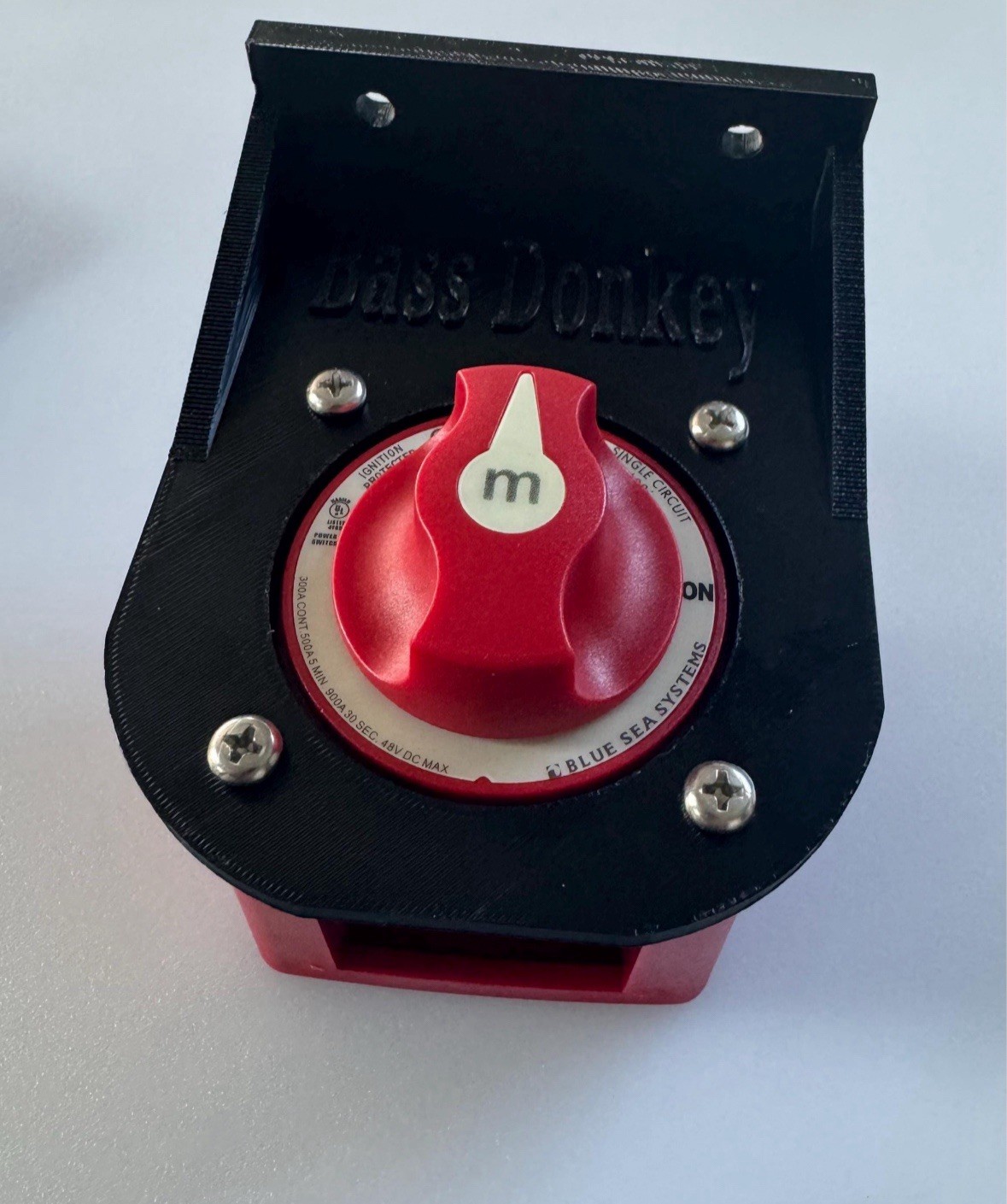 Bass Boat Battery Disconnect Switch Corner Bracket by Bass Donkey