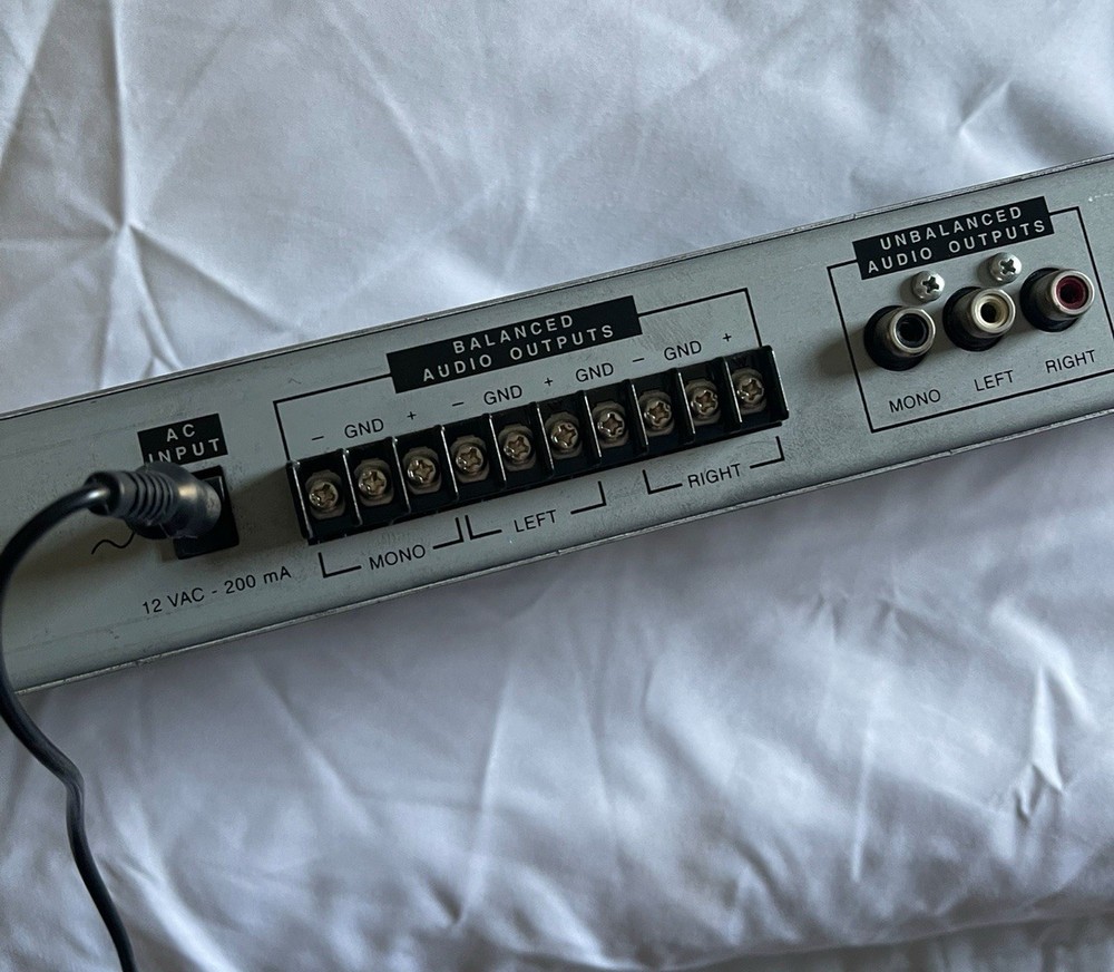 Drake FMR-2000 FM Stereo Receiver