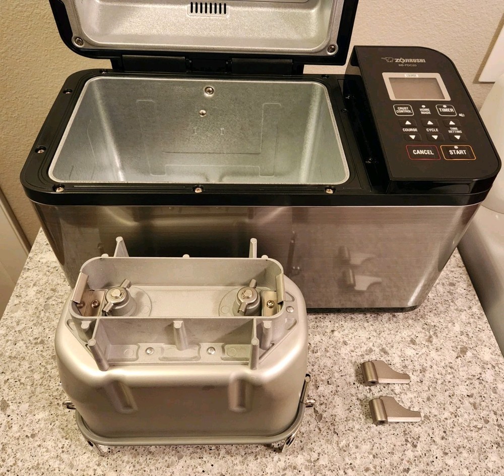 Zojirushi BB-PDC20 Automatic Bread Maker – Black, 2 lb