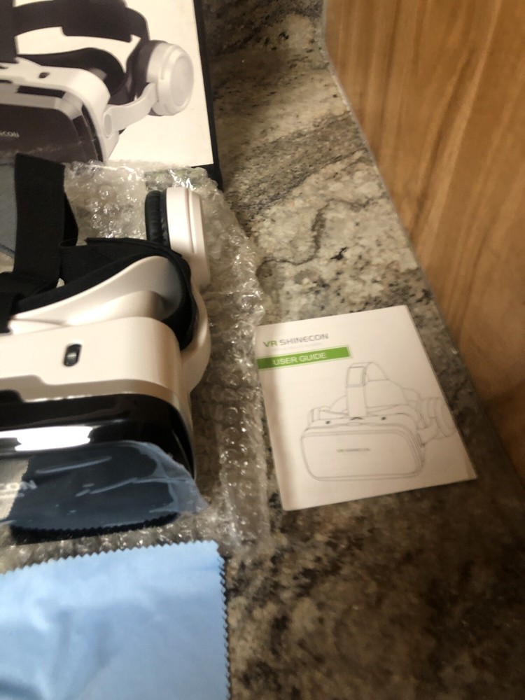 Open Box VR Shinecon Virtual Reality Glasses White Black