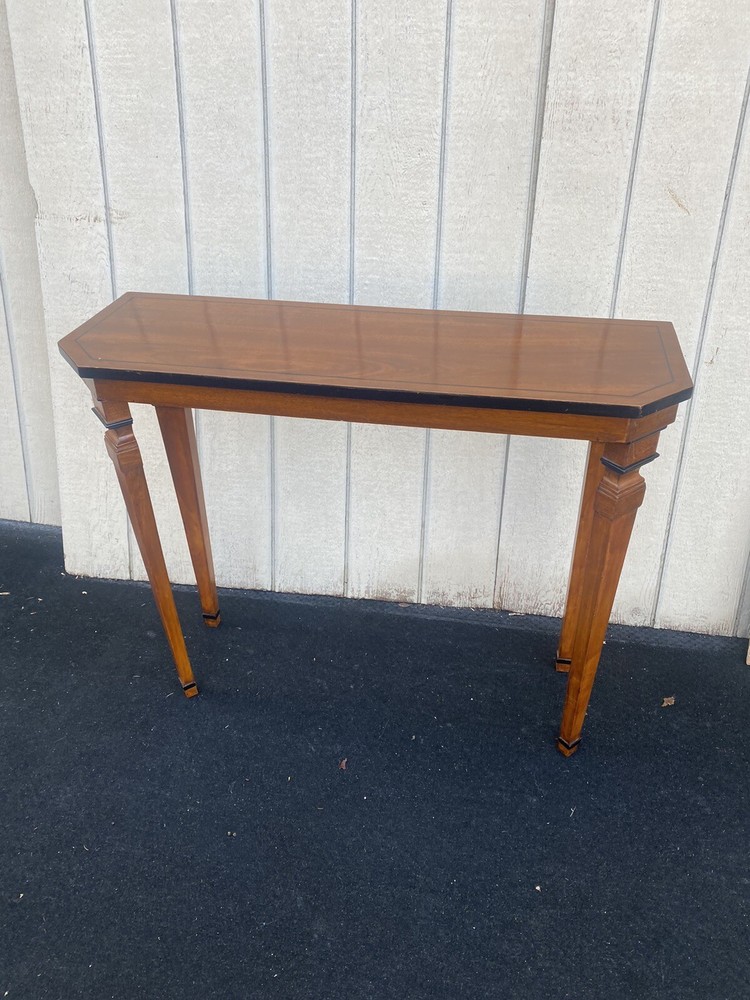 65069 Mahogany Hepplewhite Console Table Sideboard Server