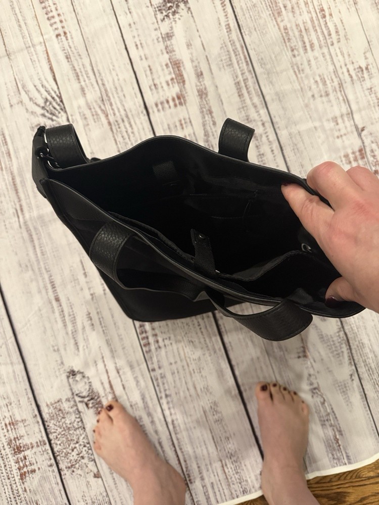 Lululemon Black Expandable Gym Bag