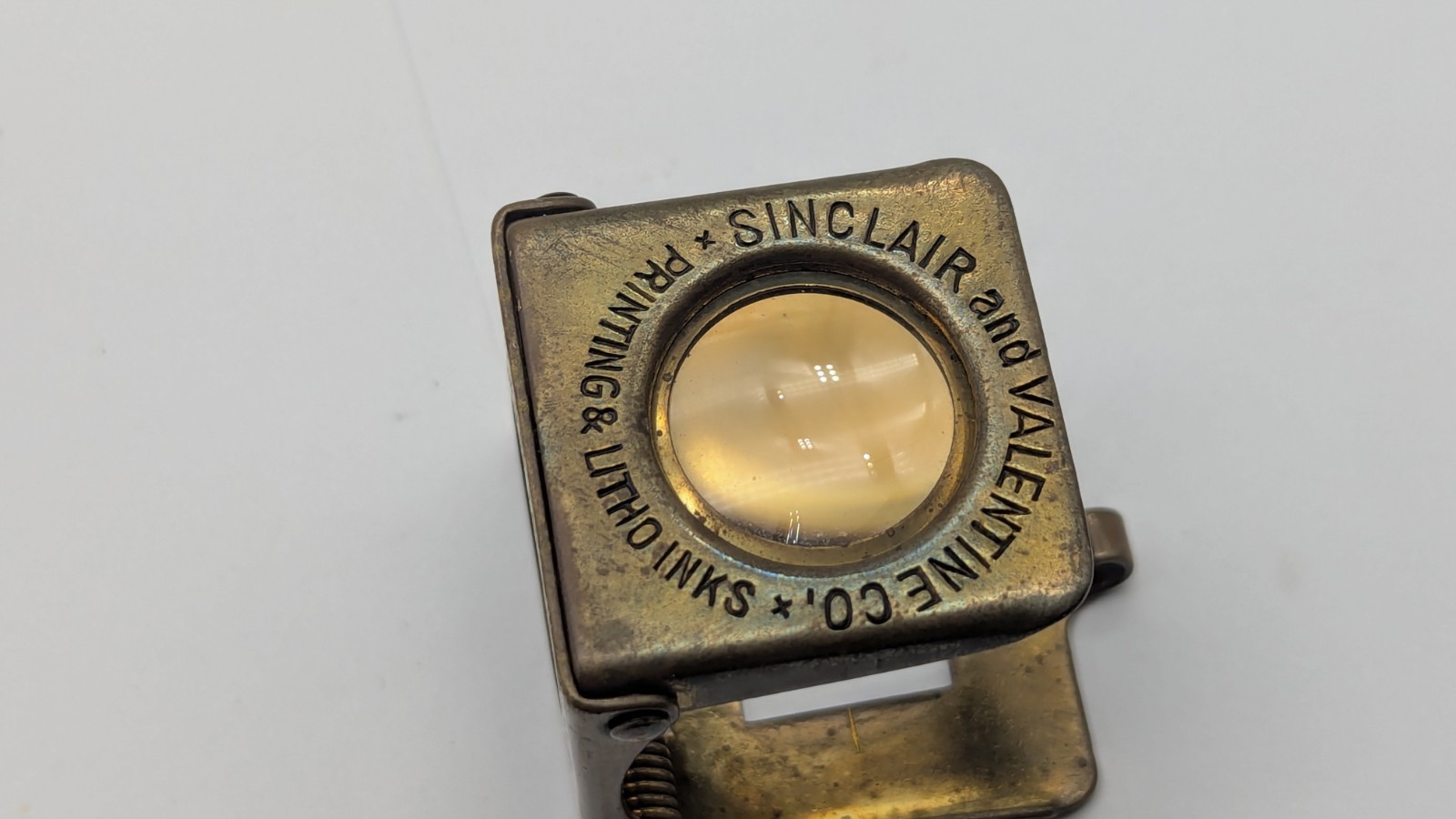 VINTAGE Germany Sinclair & Valentine Co Brass Folding Magnifying Glass Loupe