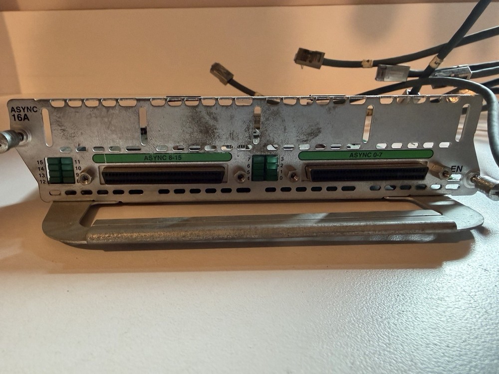 Cisco NM-16A 16 Port Asynchronous (Async) Network Module Octal cable Octal-Async