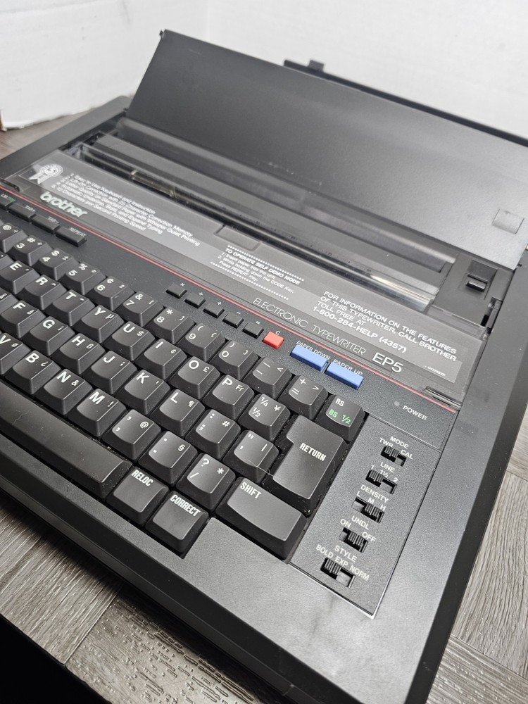 Brother EP5 Portable Electronic Typewriter No Power Supply Tested Powers On