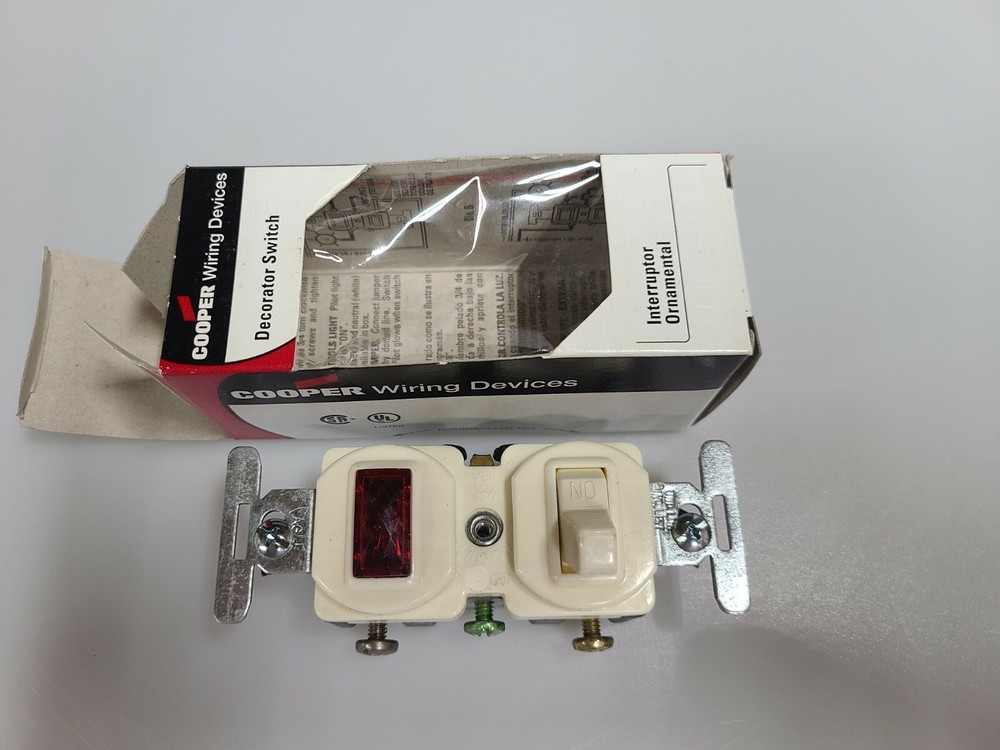 Cooper 277A-Box Combination Single Pole Decorator Switch Pilot Light 15a 120v
