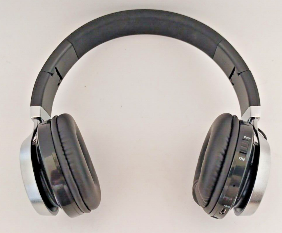 NEW HYPERGEAR RAVE BLUETOOTH SPEAKER & HEADPHONES MULTI-COLORED LIGHTSHOW