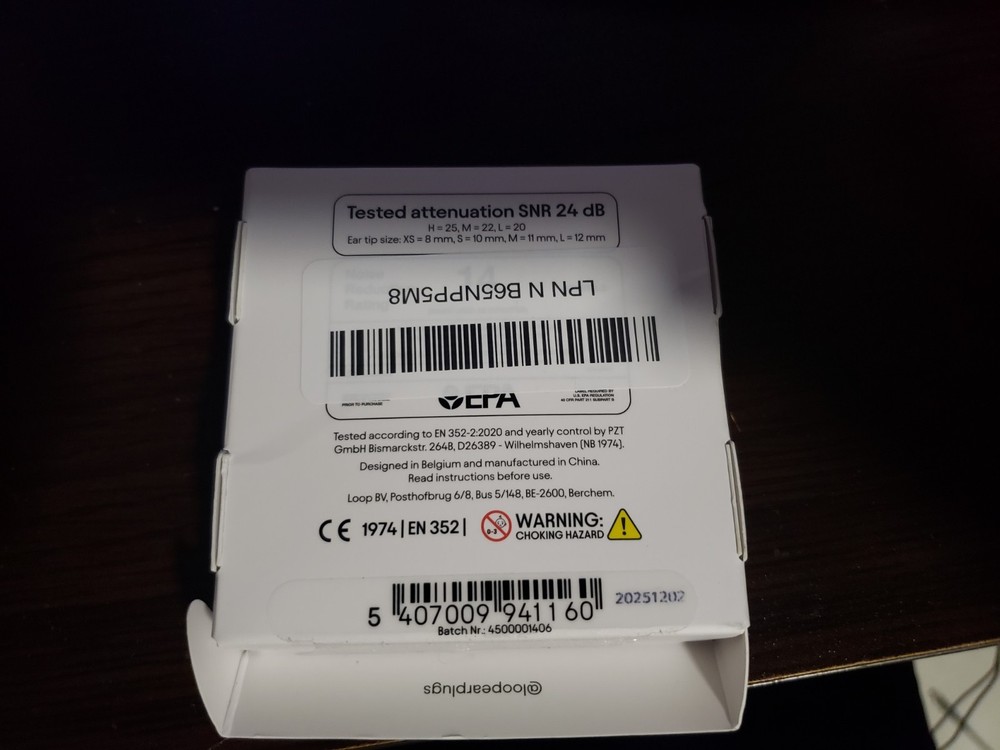 LOOP EARPLUGS QUIET 2 MINT. NEW AMAZON OPEN BOX.