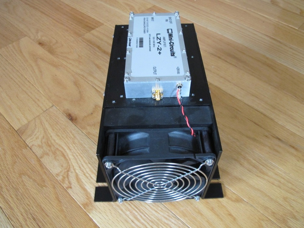 Mini-Circuits LZY-2+ RF Amplifier (500-1000MHz)