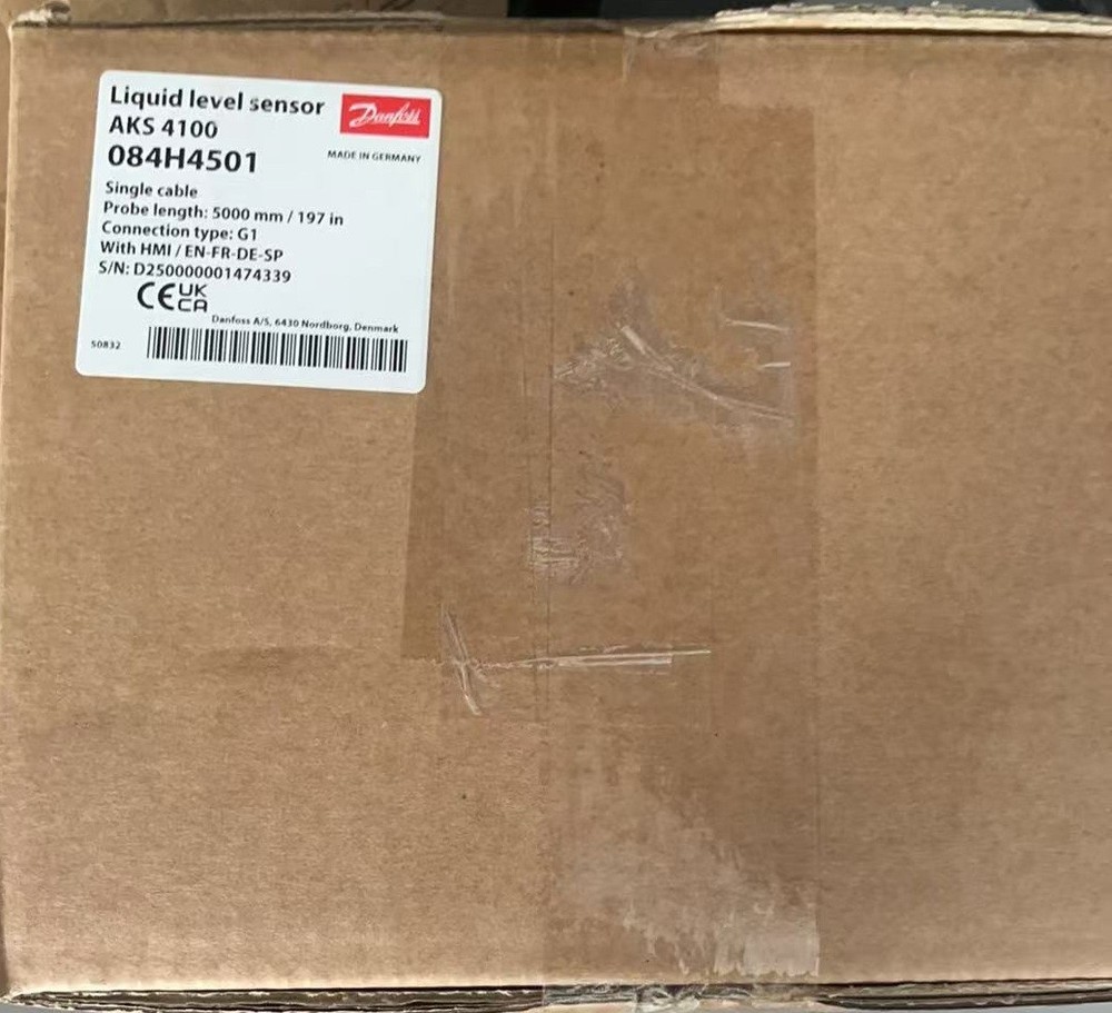 1PCS New Danfoss AKS4100 084H4501 Liquid level sensor