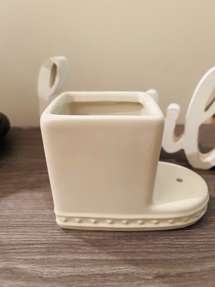 Nora Fleming Square RETIRED Cutie Container Pearl Dot Base