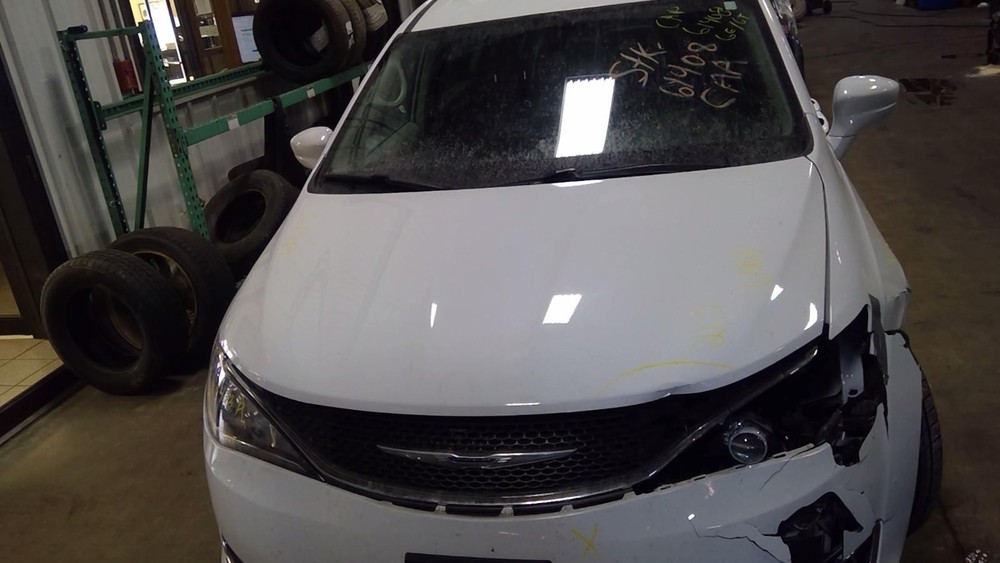 Used Floor Jack fits: 2019 Chrysler Pacifica Grade A