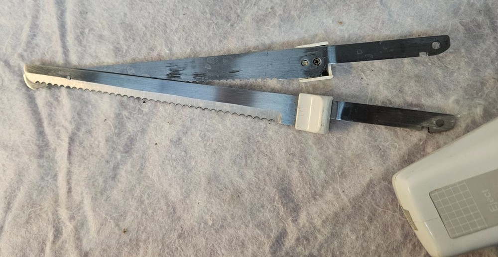 TOASTMASTER 6110 ELECTRIC KNIFE Working Nice Condition