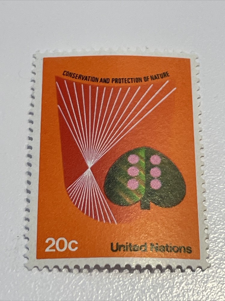 United Nations Stamp. Leaf, Conservation & Protection of Nature. 1983 TKS410*