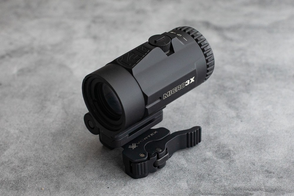 Vortex Micro 3x Magnifier w/ Quick Release Flip Mount V3XM