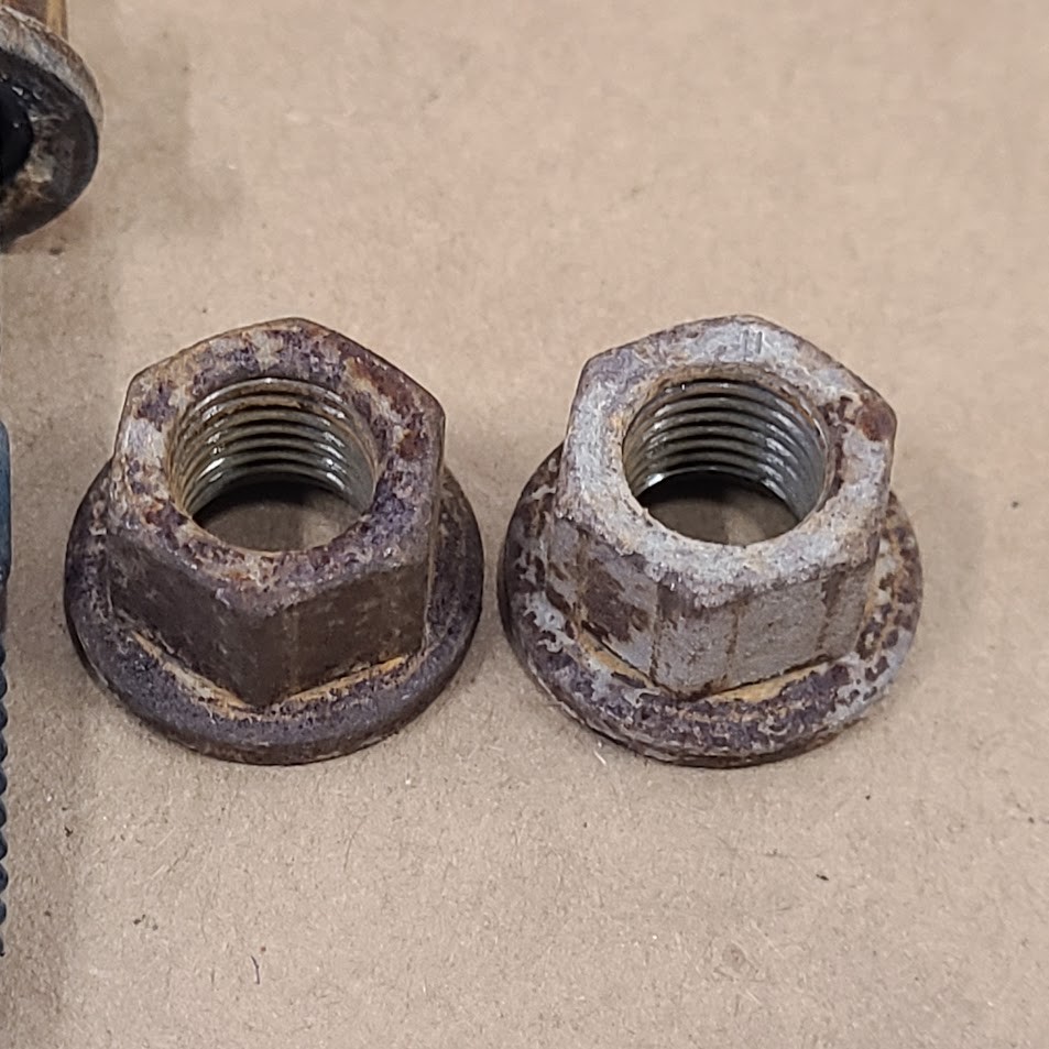 OEM 2013-2018 RAM 1500 2500 Mopar Transfer Case Stabilizer Stud & Mounting Nuts