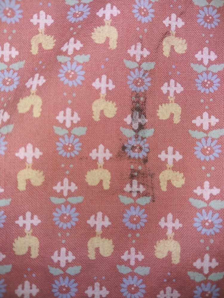 Handmade Tied Light Patchwork Quilt Floral & Solid Squares 74" X 52"