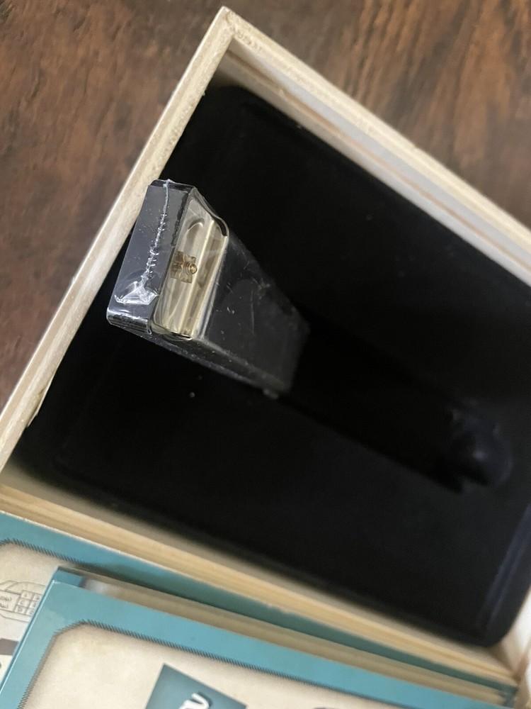 Learn Harmonica (Wooden Kit) - Hinkler