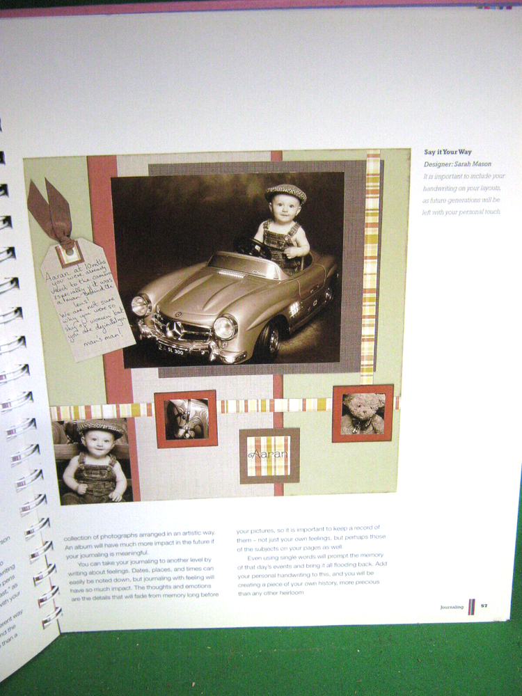 Total Scrapbooking - Instruction Book with 25 Projects