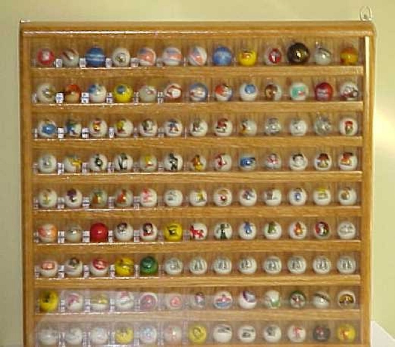 OAK MARBLE DISPLAY CASE HOLDS 117 LOGO 1 INCH