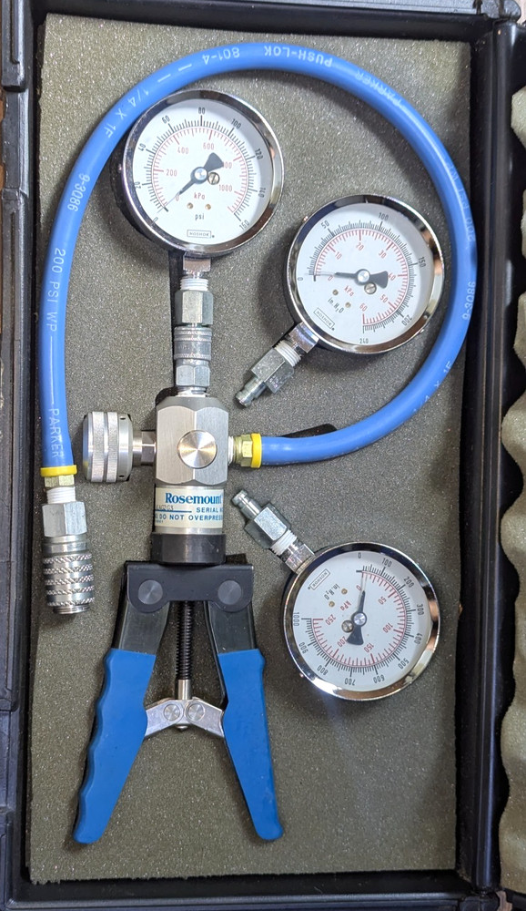Pressure Calibration Source ROSEMOUNT Model 260 A1AG2G3 Serial 18268