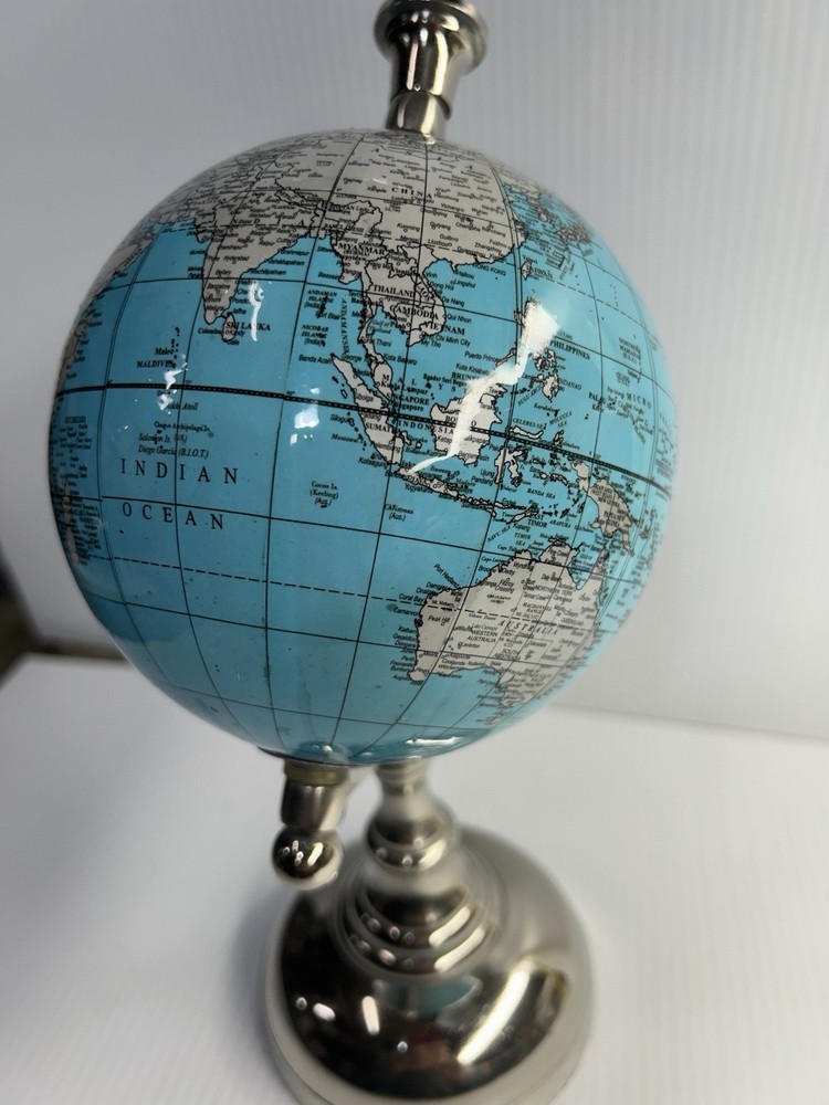 Spinning Desk Globe 5 Inches Diameter