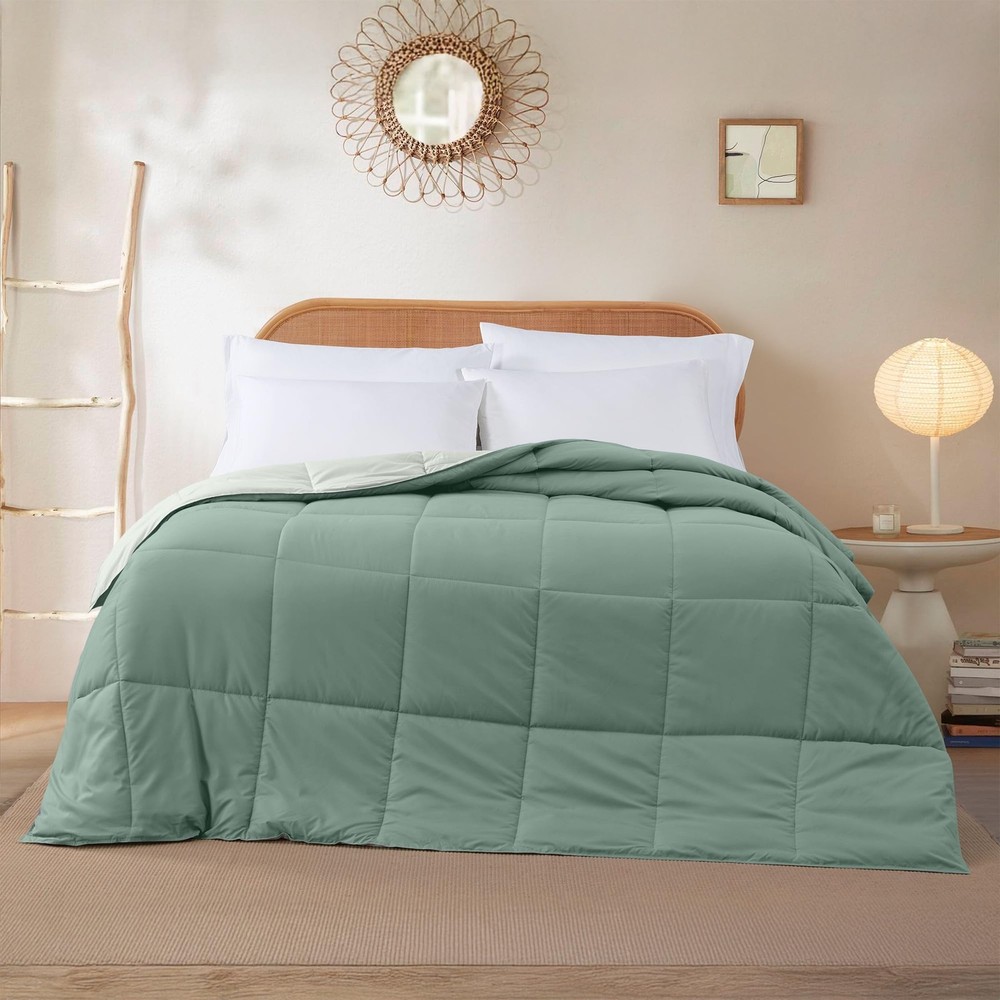 Down Alternative Reversible Comforter Ivory/Sage Green Twin