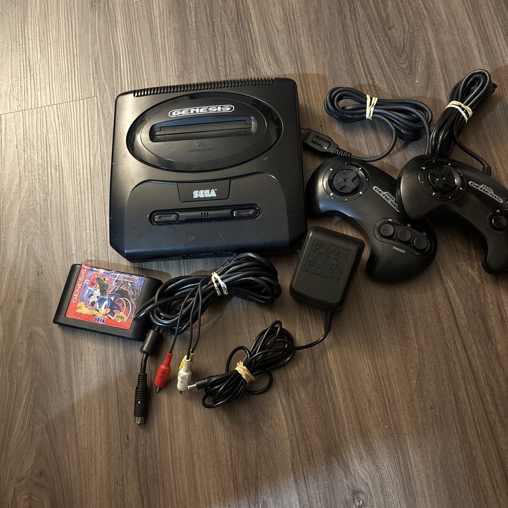 Sega Genesis MK-1631 Console System Model 2 Original. Tested and Working