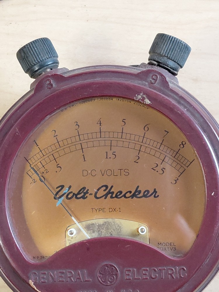GE Volt Checker Type DX-1 (9V RANGE NOT WORKING) RARE Voltmeter Dk Red Bakelite