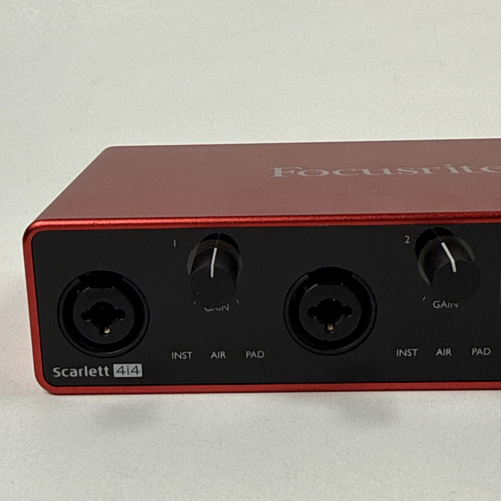 Focusrite Scarlett 4i4 3rd Gen USB Audio Interface Tested Working