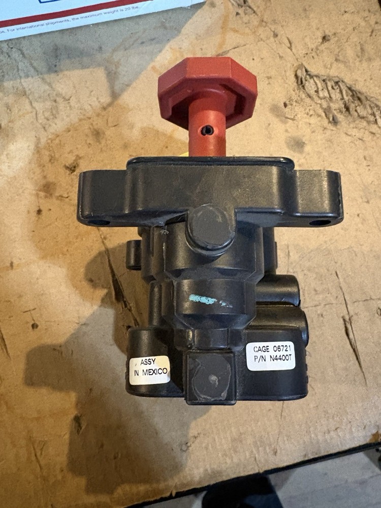 Haldex Handbrake Valve N4400T