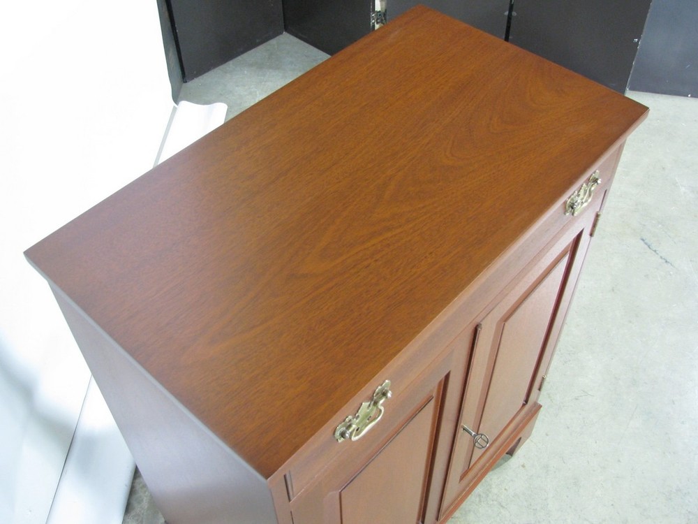 Scarce Vintage Kittinger "Old Dominion" Chippendale Solid Mahogany Server