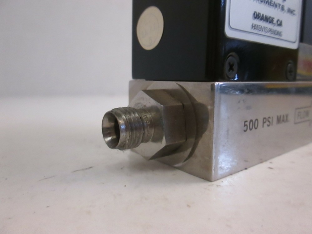 Unit UFC-1020 Mass Flow Controller MFC, O2, 10 SCCM