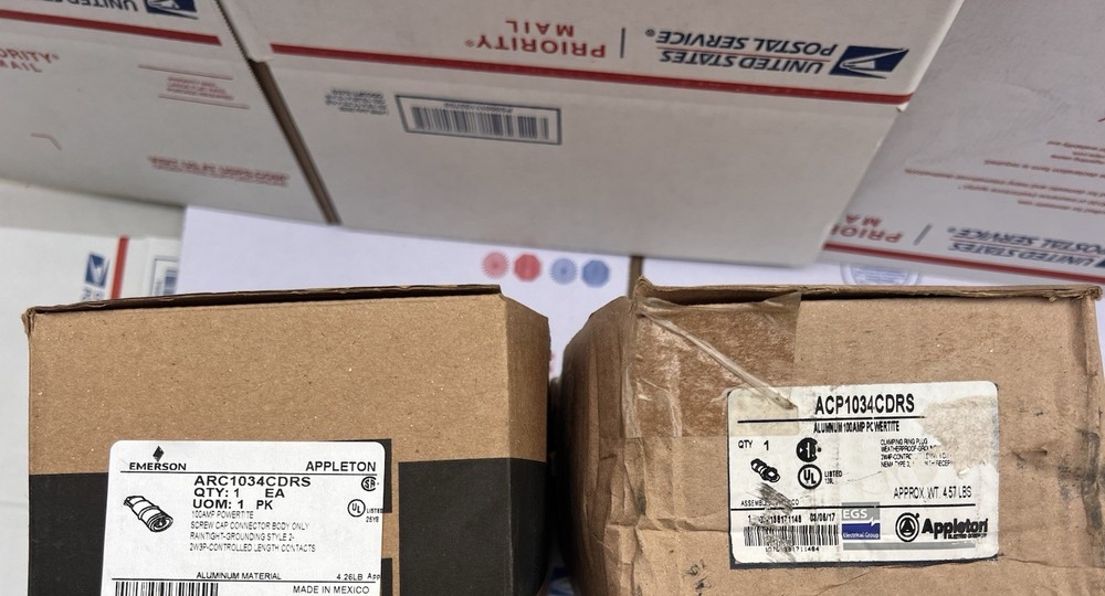 ARC1034CDRS AND ACP1034CDRS Appleton Plugs Combo