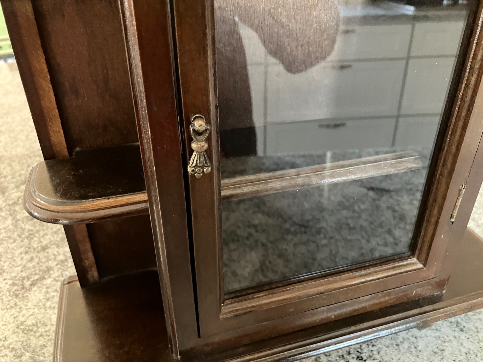 Vtg Display Curio Case Wall Mount/Free Stand Glass Door MCM 1960-70 Dark Walnut