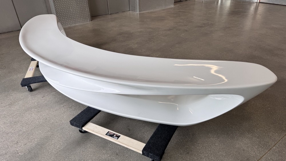 Established and Sons, Amanda Levete/Future Systems Drift Bench White