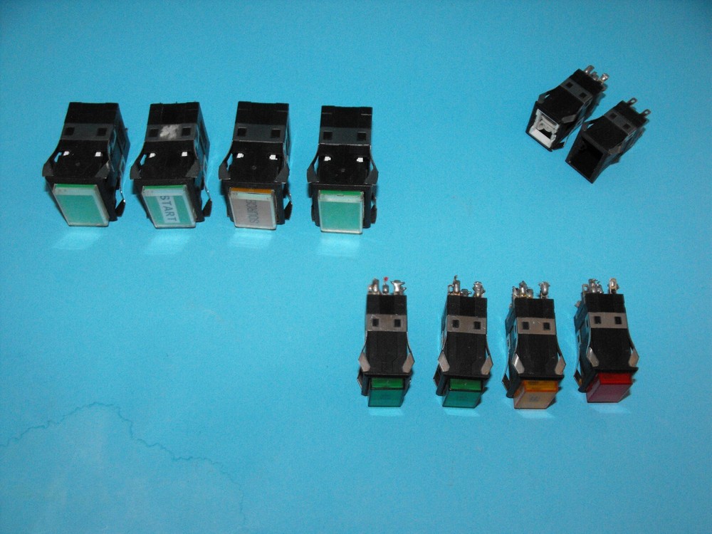 Omron M2PJ-701+A3SJ-801.Lighted Pushbutton Switch Lamp.(LOT10PCS).USED