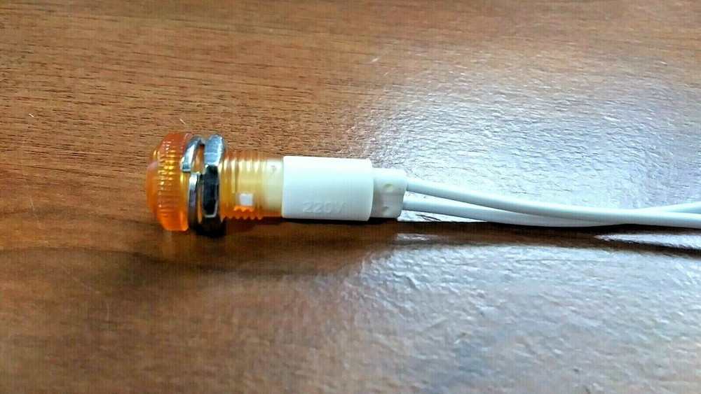4 BBT 220 volt Amber LED Low-Profile Indicator Lights