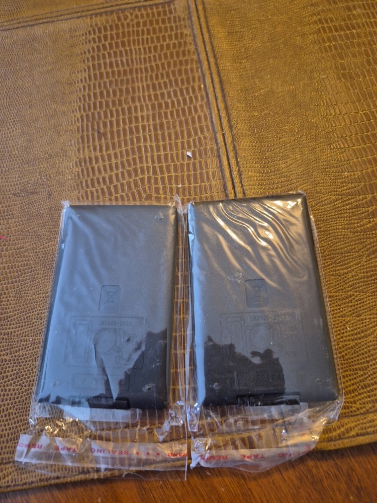 2 Lighting Remote Controls 24-Key Replacement Controller EUC LED Light Remote